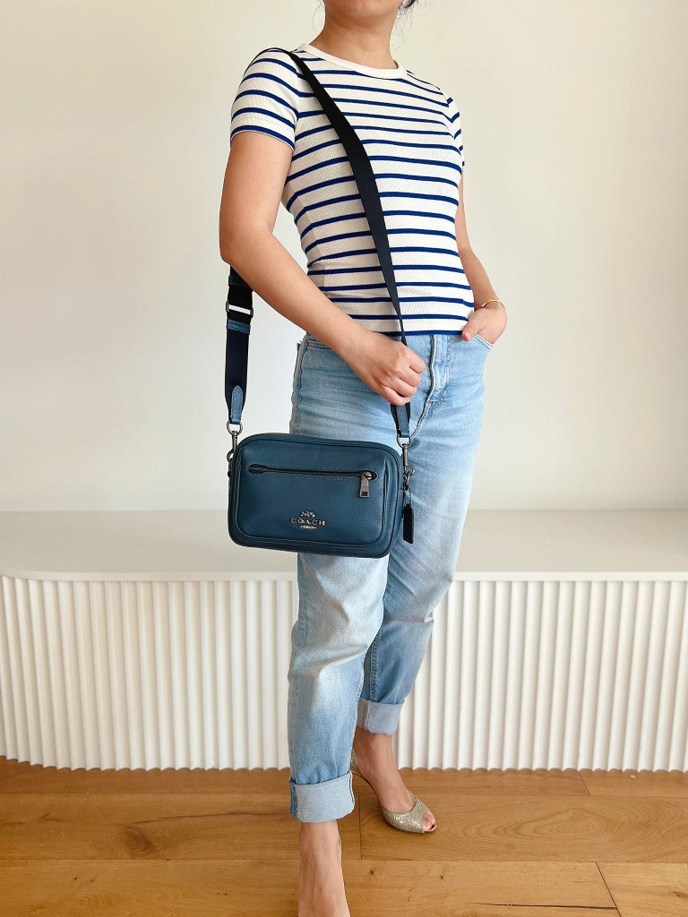 Coach Smoky Navy Leather Double Compartment Messenger Crossbody Shoulder Bag Like New