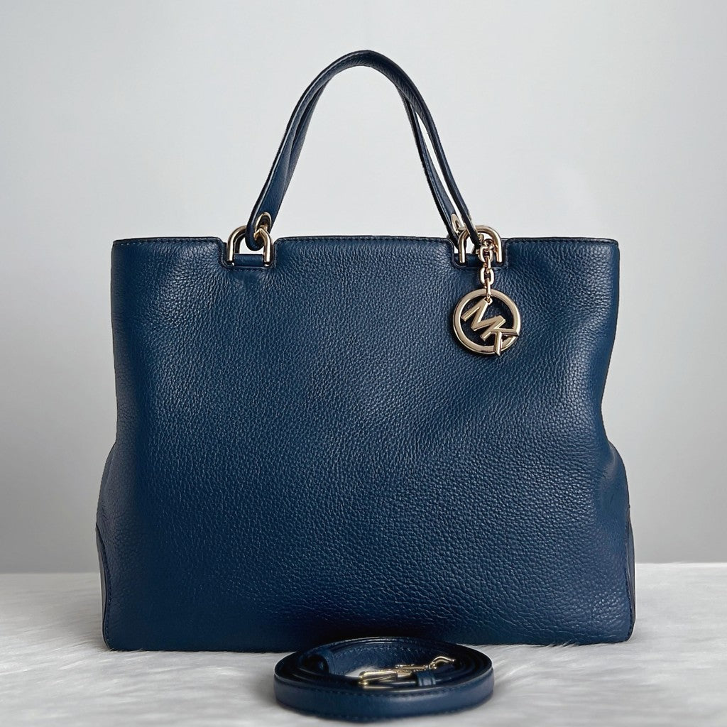 Michael Kors Navy Leather Triple Compartment 2 Way Shoulder Bag Excellent