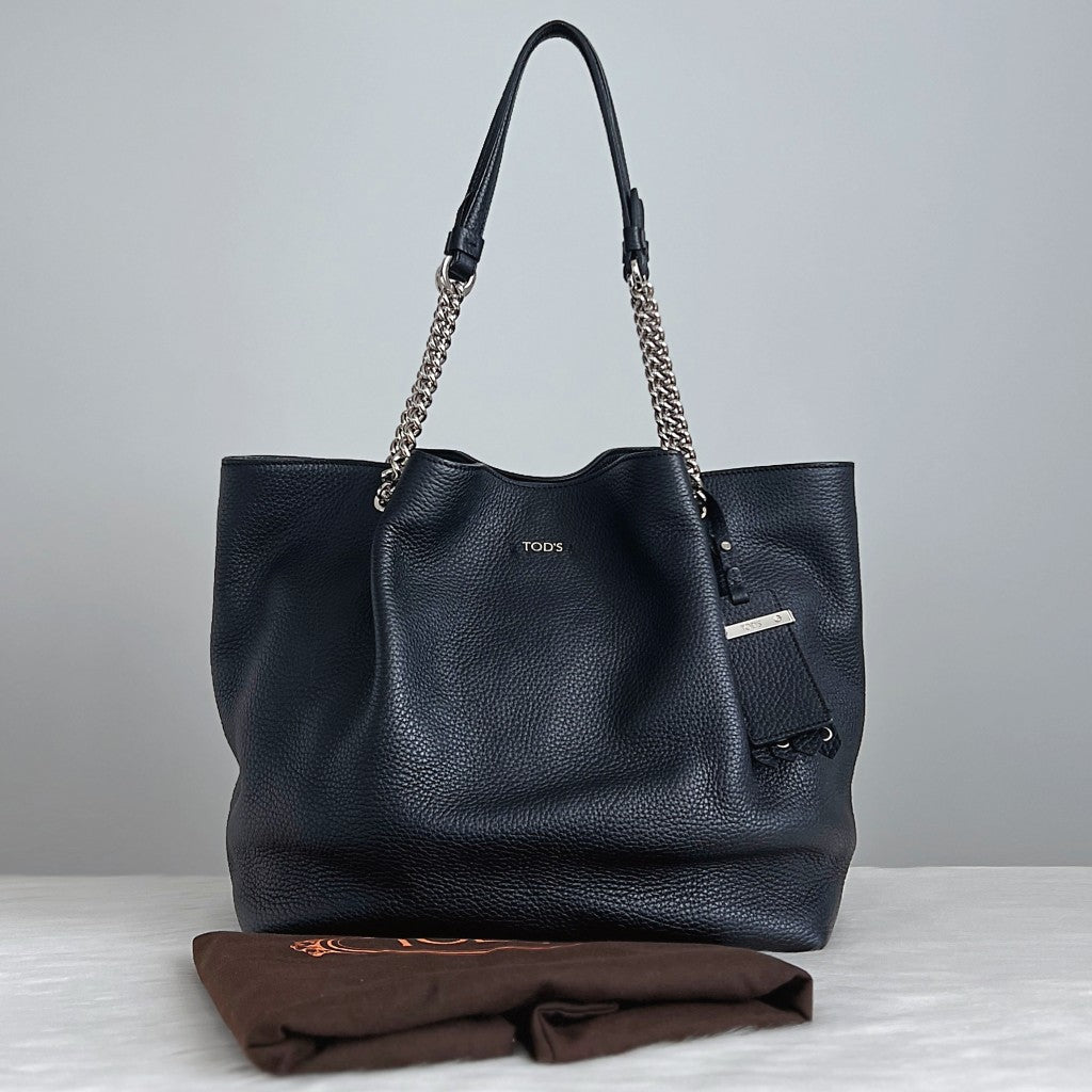 Tod's Black Leather Chain Detail Triple Compartment Shoulder Bag Like New