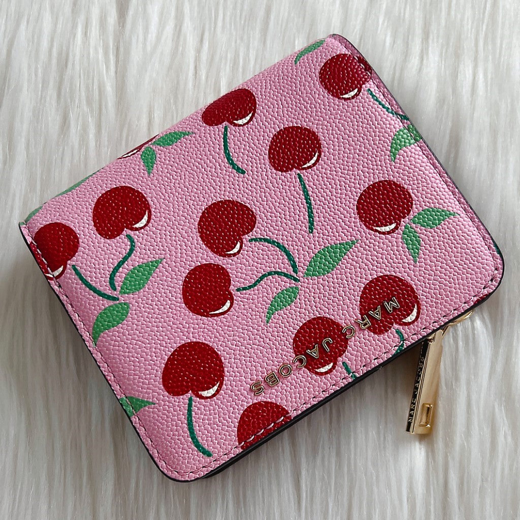 Marc Jacobs Pink Leather Cherry Pattern Coin Compartment Bi-Fold Wallet Like New