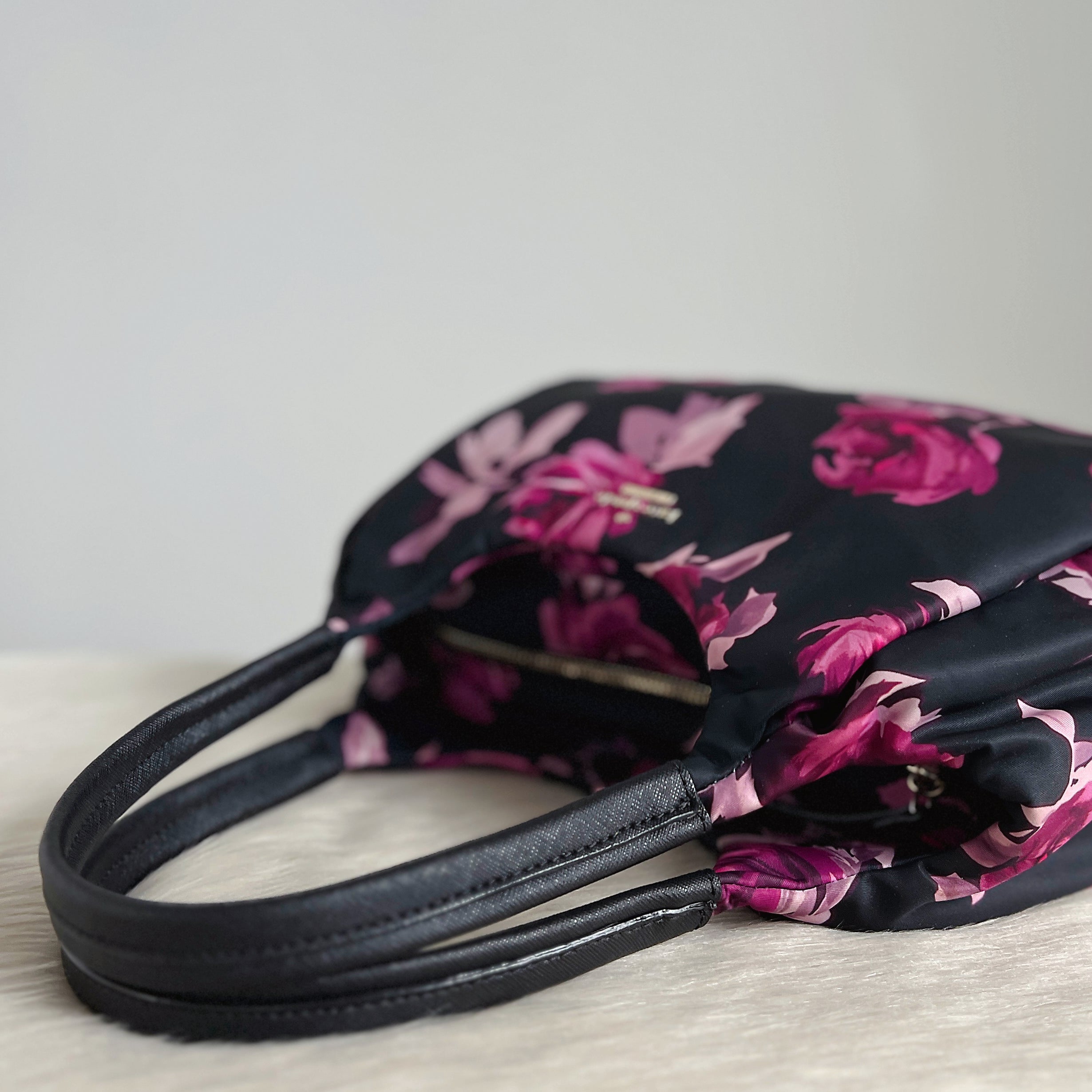 Kate Spade Black Leather Floral Pattern Shopper Shoulder Bag Excellent