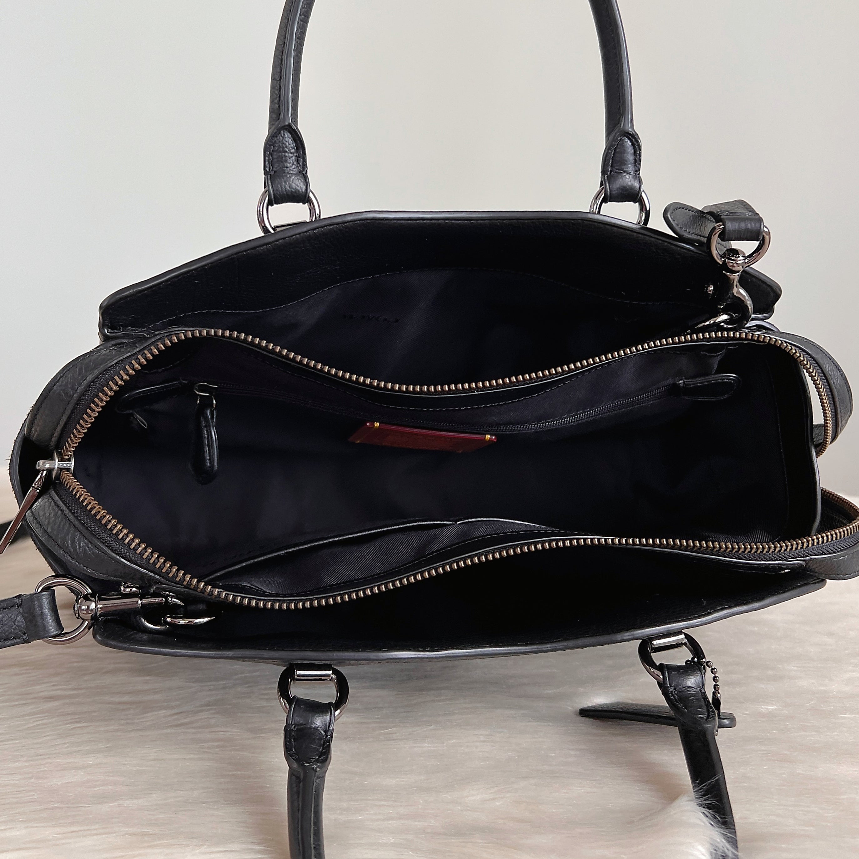 Coach Black Leather Sude Patchwork Triple Compartment 2 Way Shoulder Bag Excellent