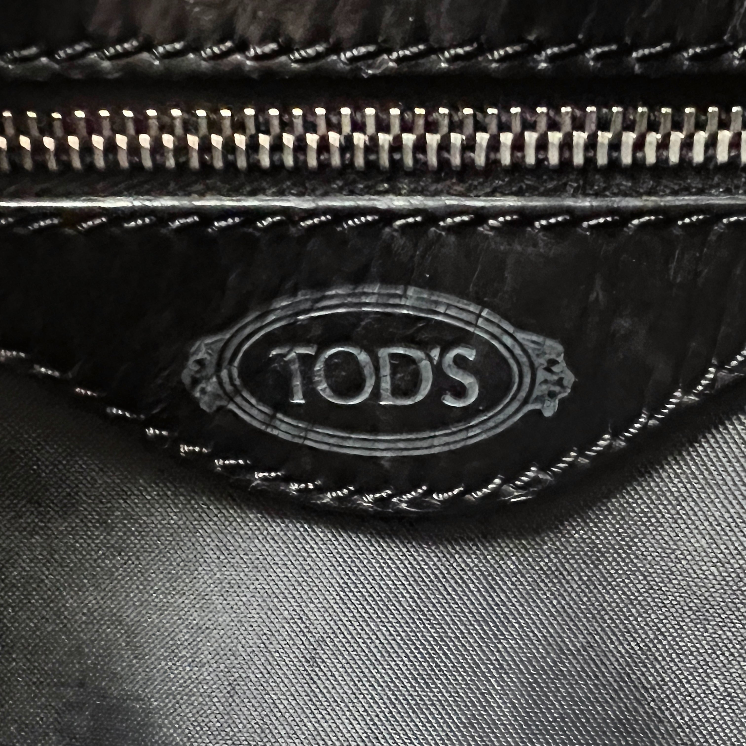 Tod's Black Leather Front Logo Side Buckle 2 Way Shoulder Bag Excellent
