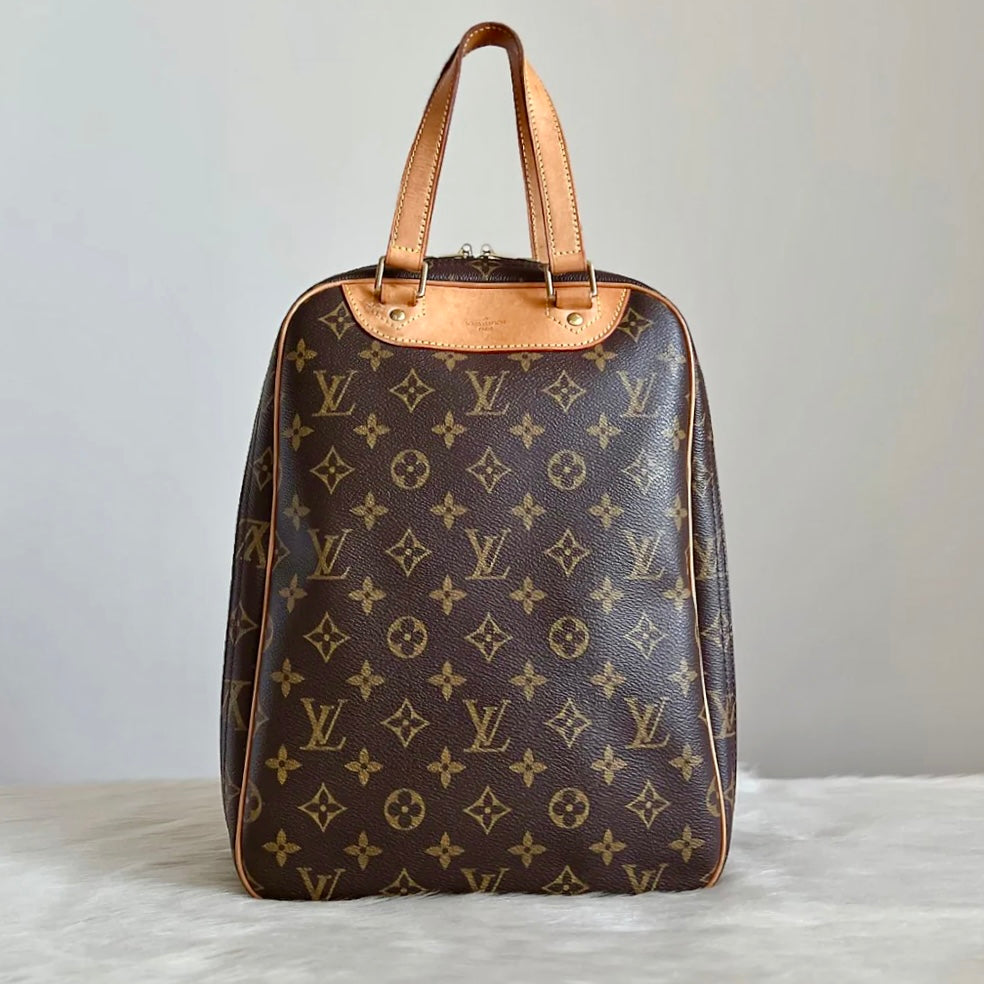 Louis Vuitton Signature Monogram Excursion Tote Bag