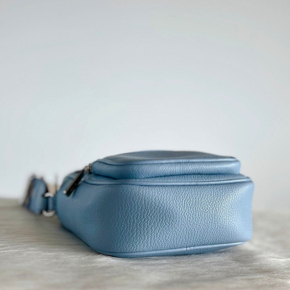 Michael Kors Light Blue Leather Small Crossbody Shoulder Bag Like New