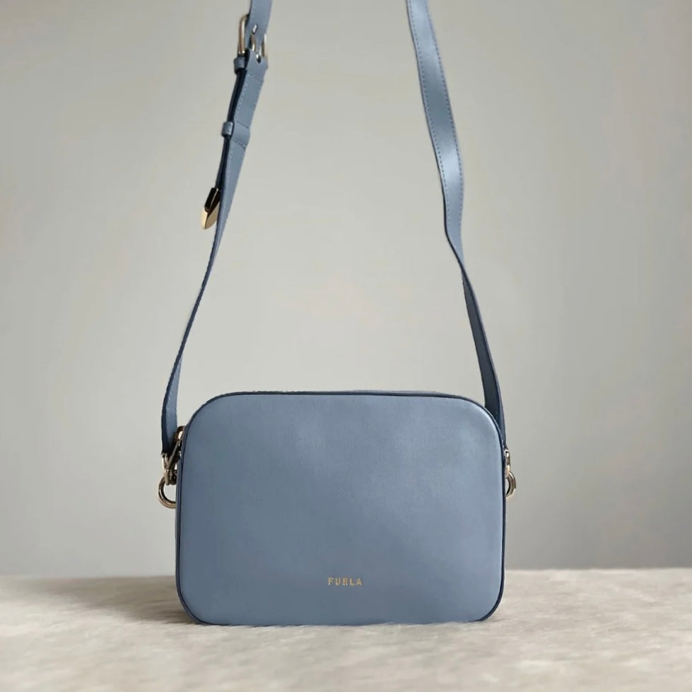 Furla Light Blue Leather Front Logo Camera Crossbody Shoulder Bag Like New