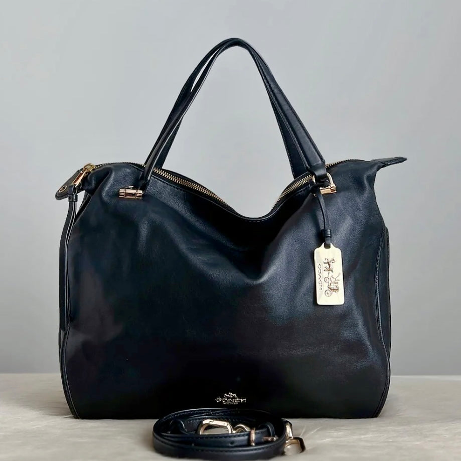 Coach Black Leather Slouchy Career 2 Way Shoulder Bag Excellent