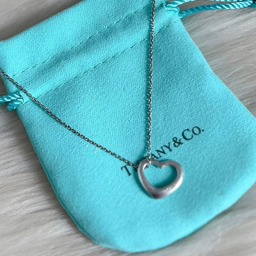 Tiffany & Co. Elsa Peretti 925 Silver Open Heart Necklace Excellent