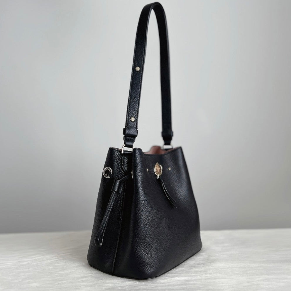 Kate Spade Black Leather Triple Compartment Bucket Shoulder Bag Excellent