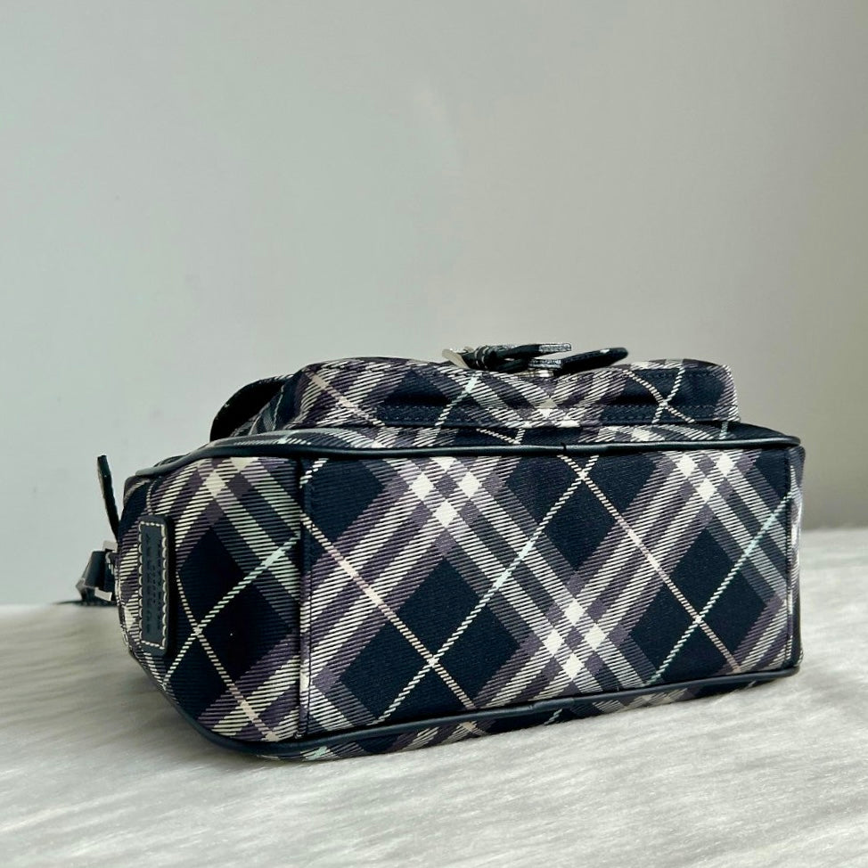Burberry Black Leather Signature Check Pattern Camera Crossbody Shoulder Bag Like New