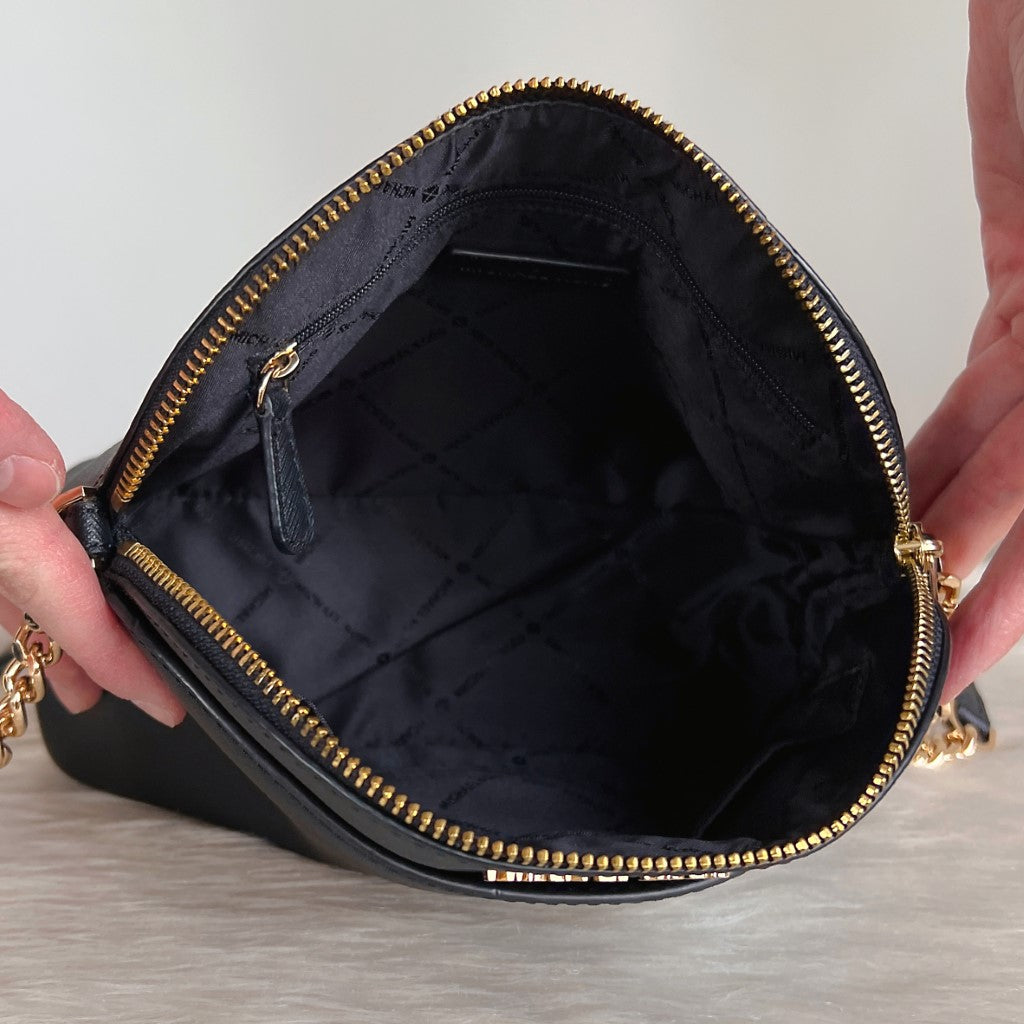 Michael Kors Black Leather Front Logo Chain Detail Crossbody Shoulder Bag Like New