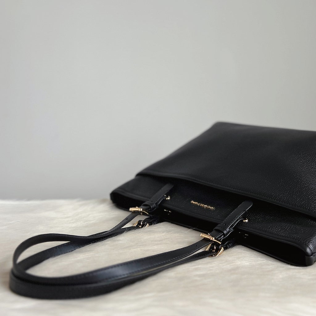 Michael Kors Black Leather Front Logo Career Shoulder Bag Excellent