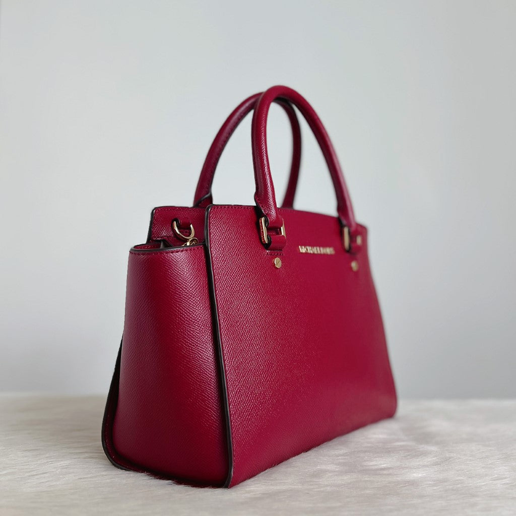 Michael Kors Maroon Leather Front Logo 2 Way Shoulder Bag Excellent