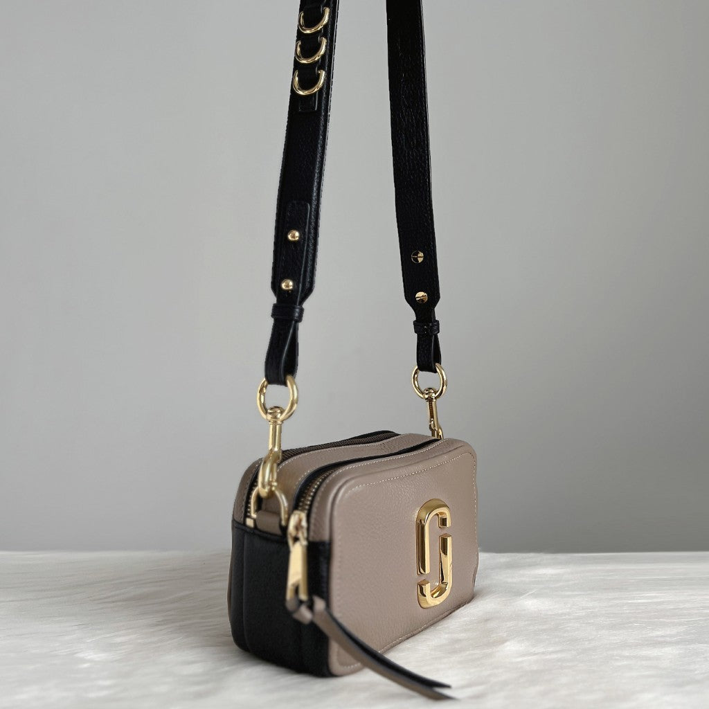 Marc Jacobs Two-Tone Leather Camera Crossbody Shoulder Bag Excellent