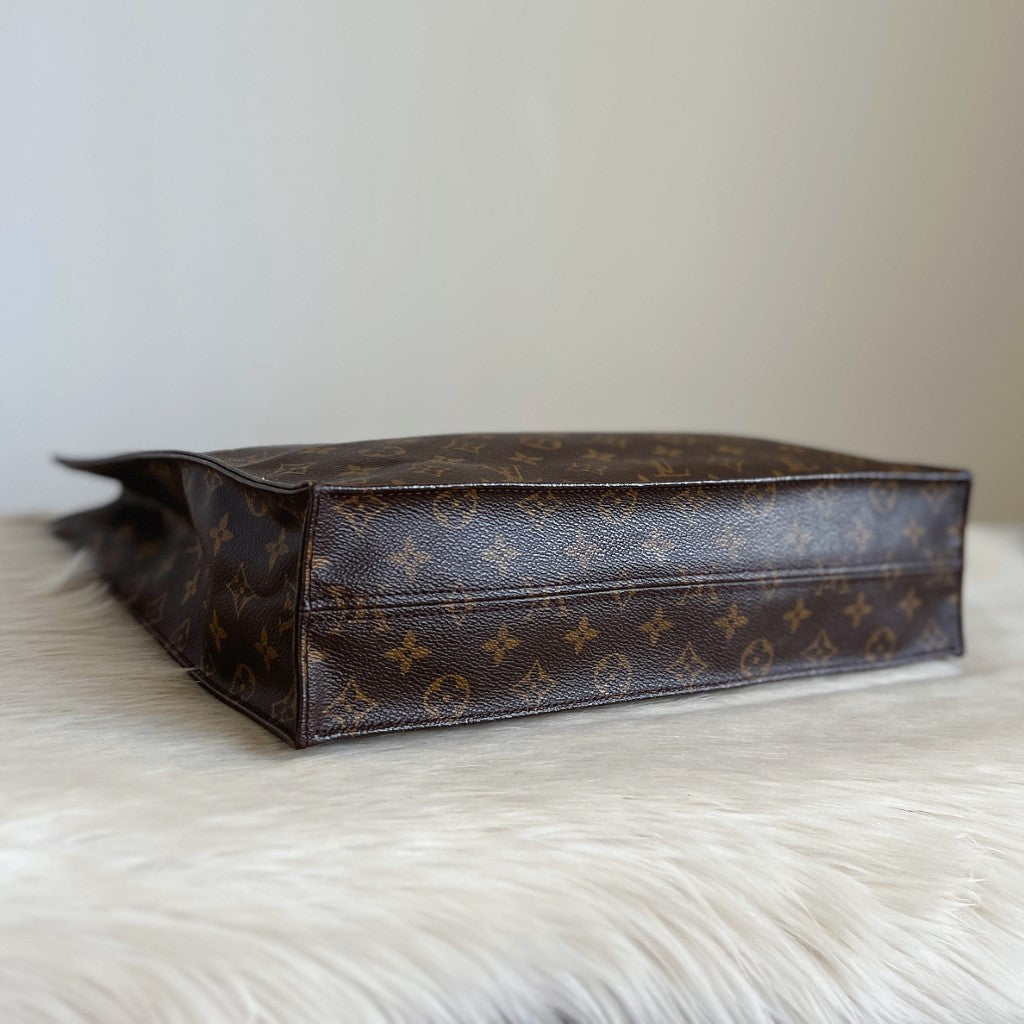 Louis Vuitton Signature Monogram Sac Plat Tote Bag