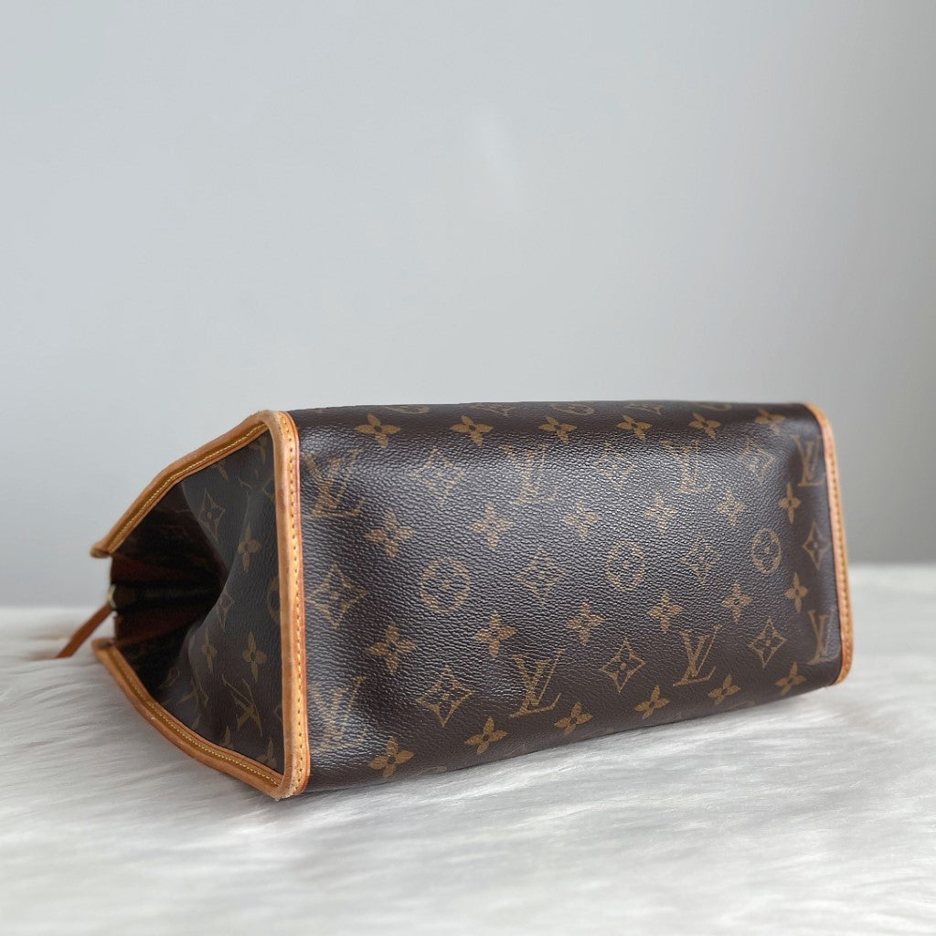 Louis Vuitton Signature Monogram Popincourt Haut Shoulder Bag Excellent