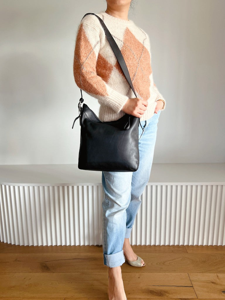 Coach Black Leather Slouchy Messenger Crossbody Shoulder Bag Like New