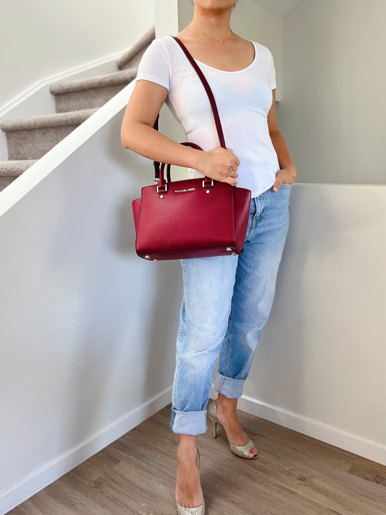 Michael Kors Maroon Leather Front Logo 2 Way Shoulder Bag Excellent