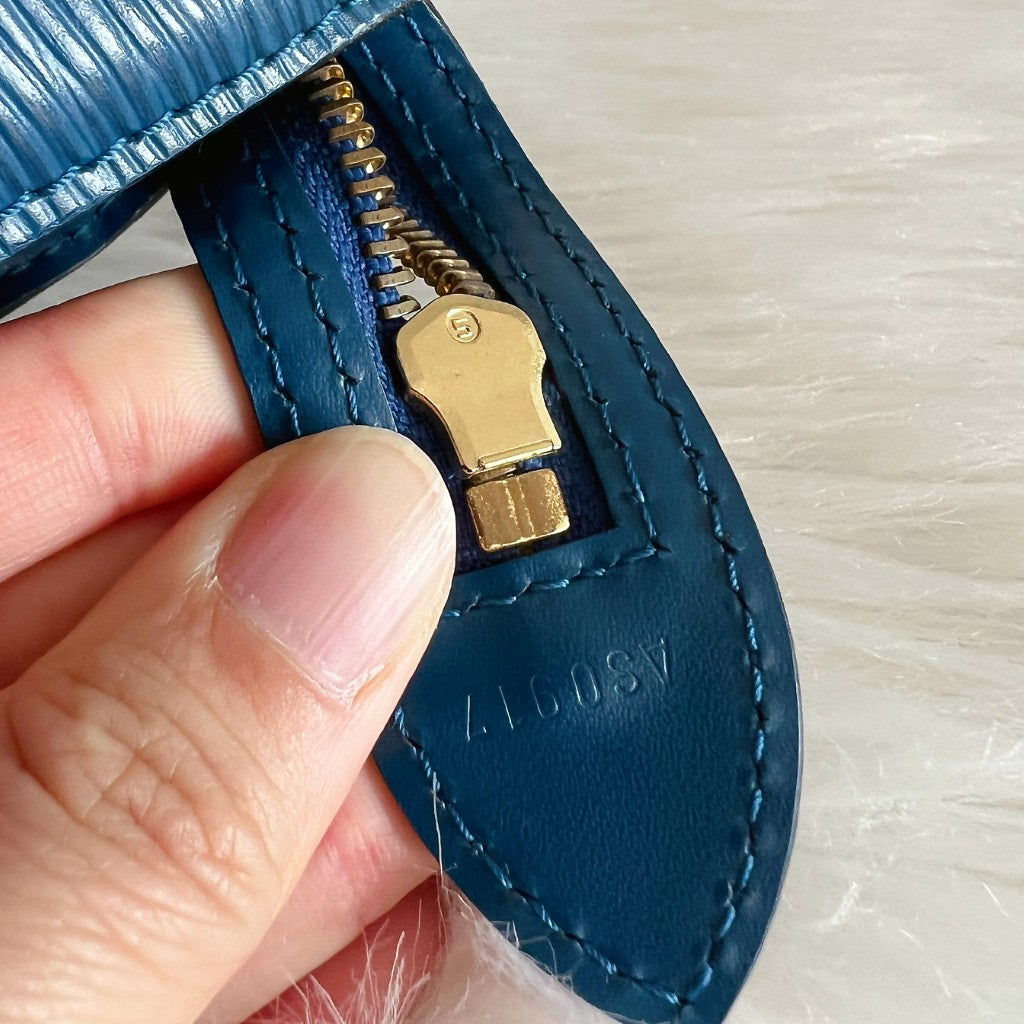 Louis Vuitton Blue Epi Leather Saint Jacques Poignees Shoulder Bag Excellent