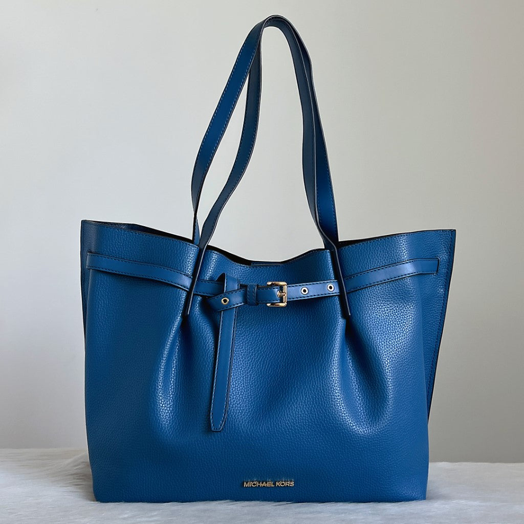 Michael Kors Blue Leather Triple Compartment Carryall Shoulder Bag Like New