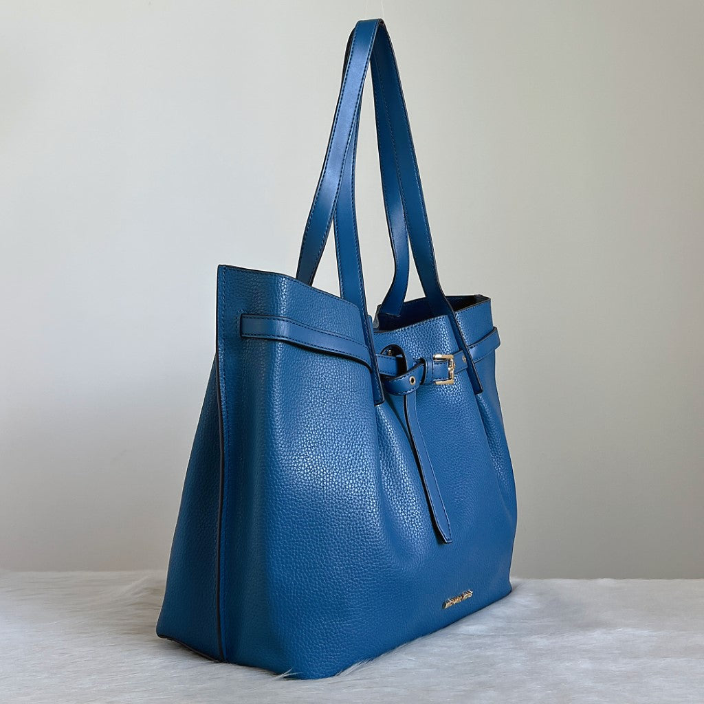 Michael Kors Blue Leather Triple Compartment Carryall Shoulder Bag Like New