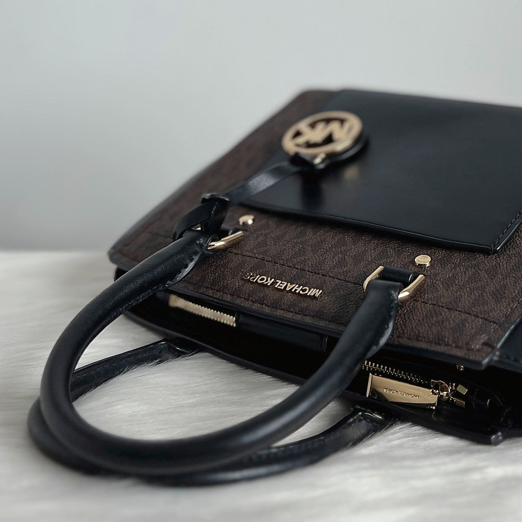 Michael Kors Black Leather Monogram Triple Compartment 2 Way Shoulder Bag Excellent