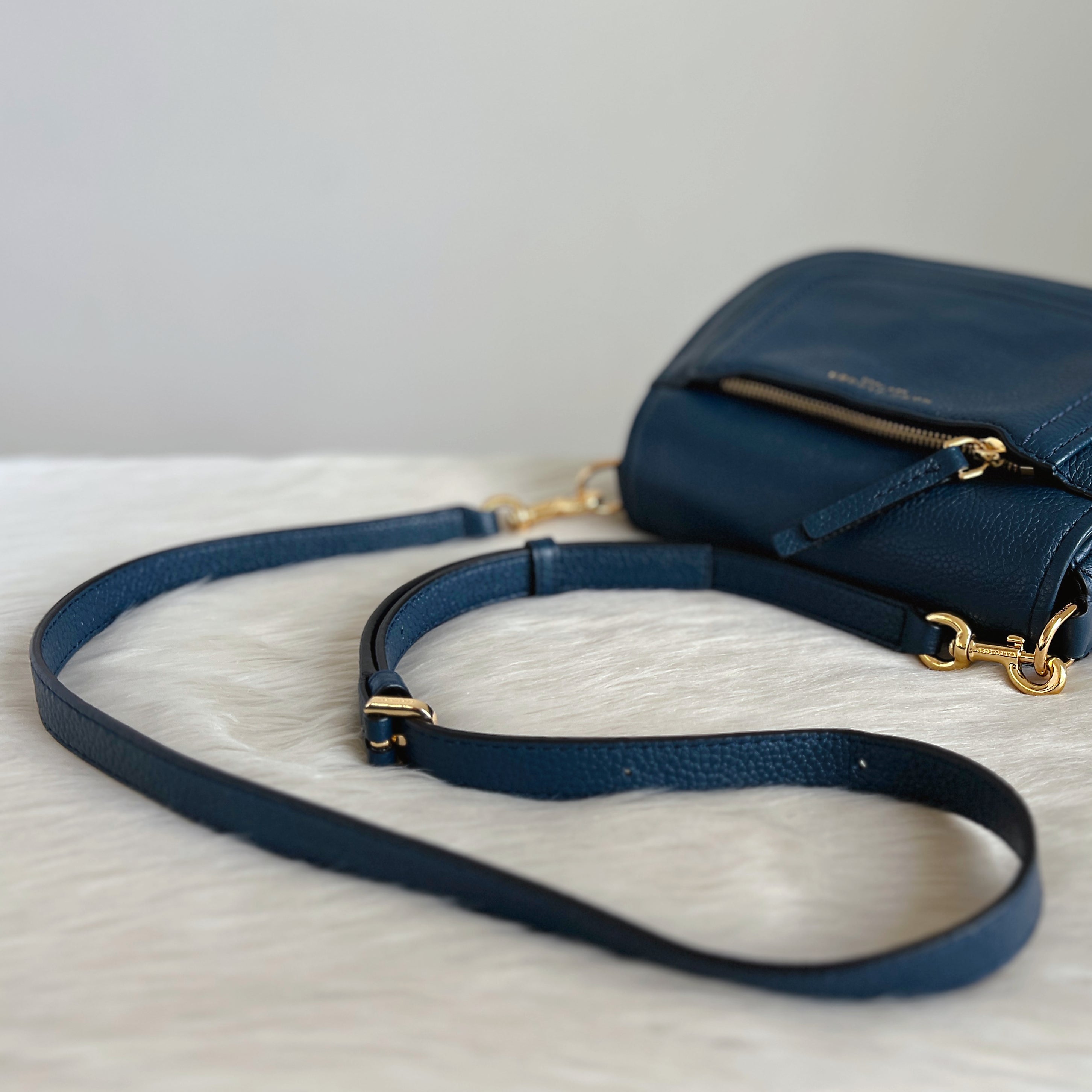 Marc Jacobs Navy Leather Zipped Flap Crossbody Shoulder Bag Excellent