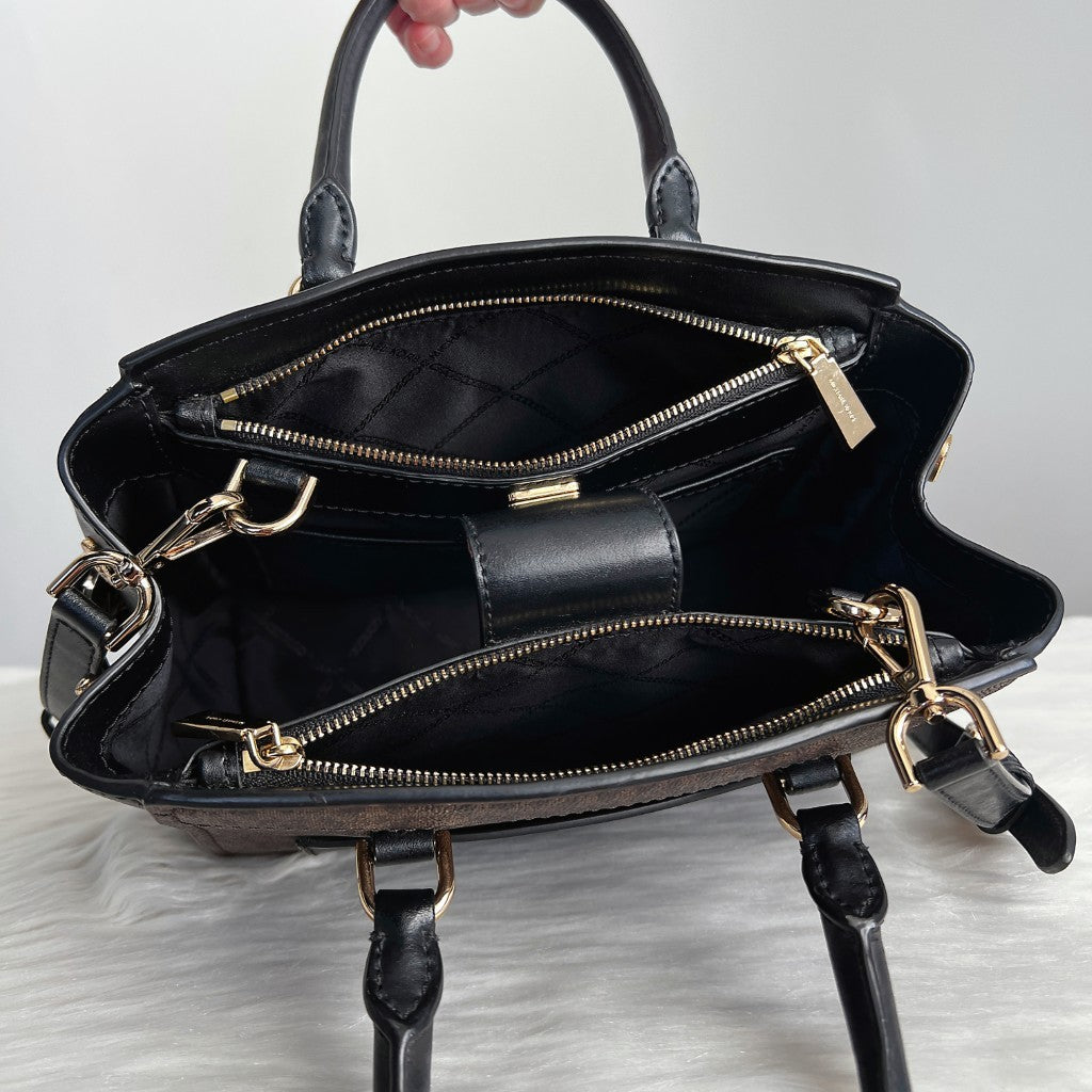 Michael Kors Black Leather Monogram Triple Compartment 2 Way Shoulder Bag Excellent