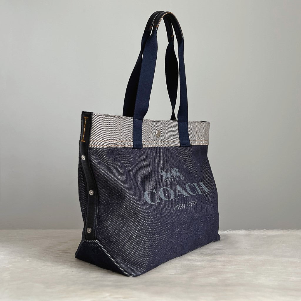 Coach Denim Front Logo Carryall Large Shoulder Bag Excellent