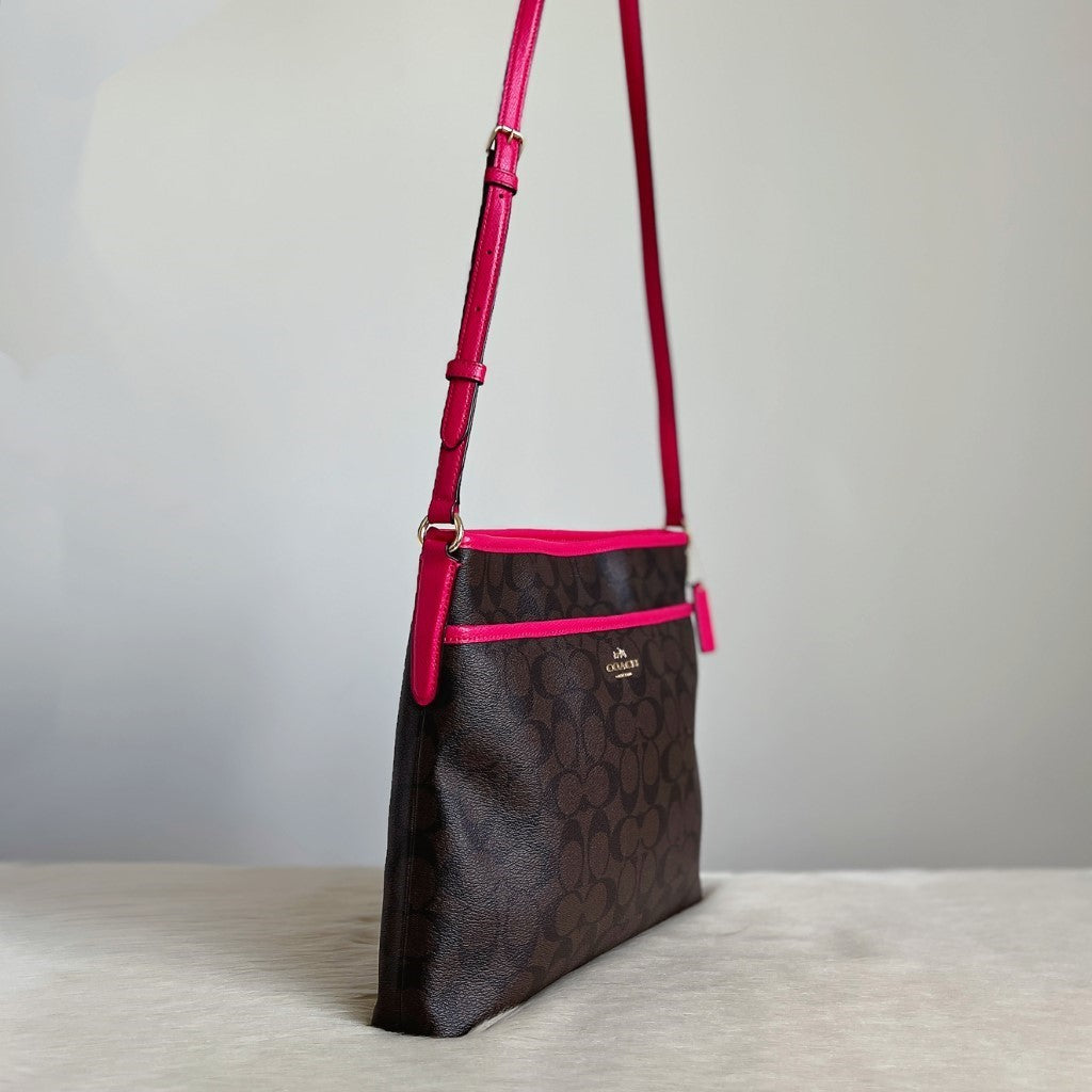 Coach Fuchsia Leather Monogram Front Logo Crossbody Shoulder Bag Excellent