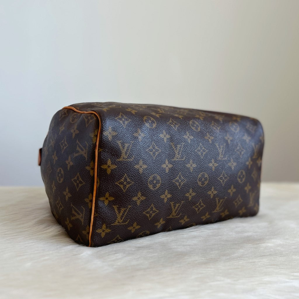 Louis Vuitton Signature Monogram Speedy 30 Bag + Lock & Keys