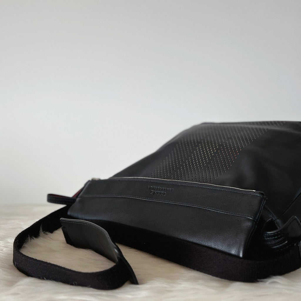 Bally Black Leather Front Detail Messenger Crossbody Shoulder Bag Like New