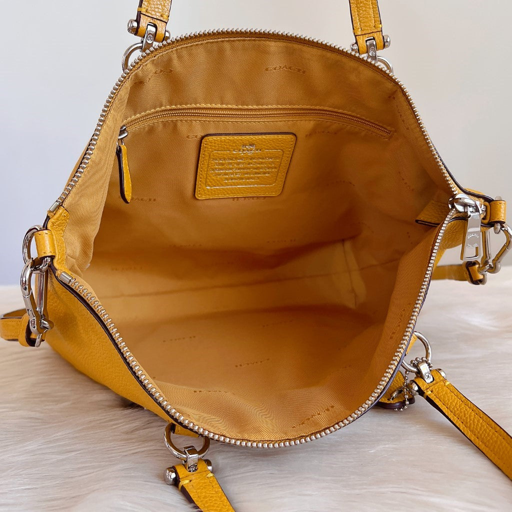 Coach Mustard Leather Front Zip Detail 2 Way Shoulder Bag Excellent