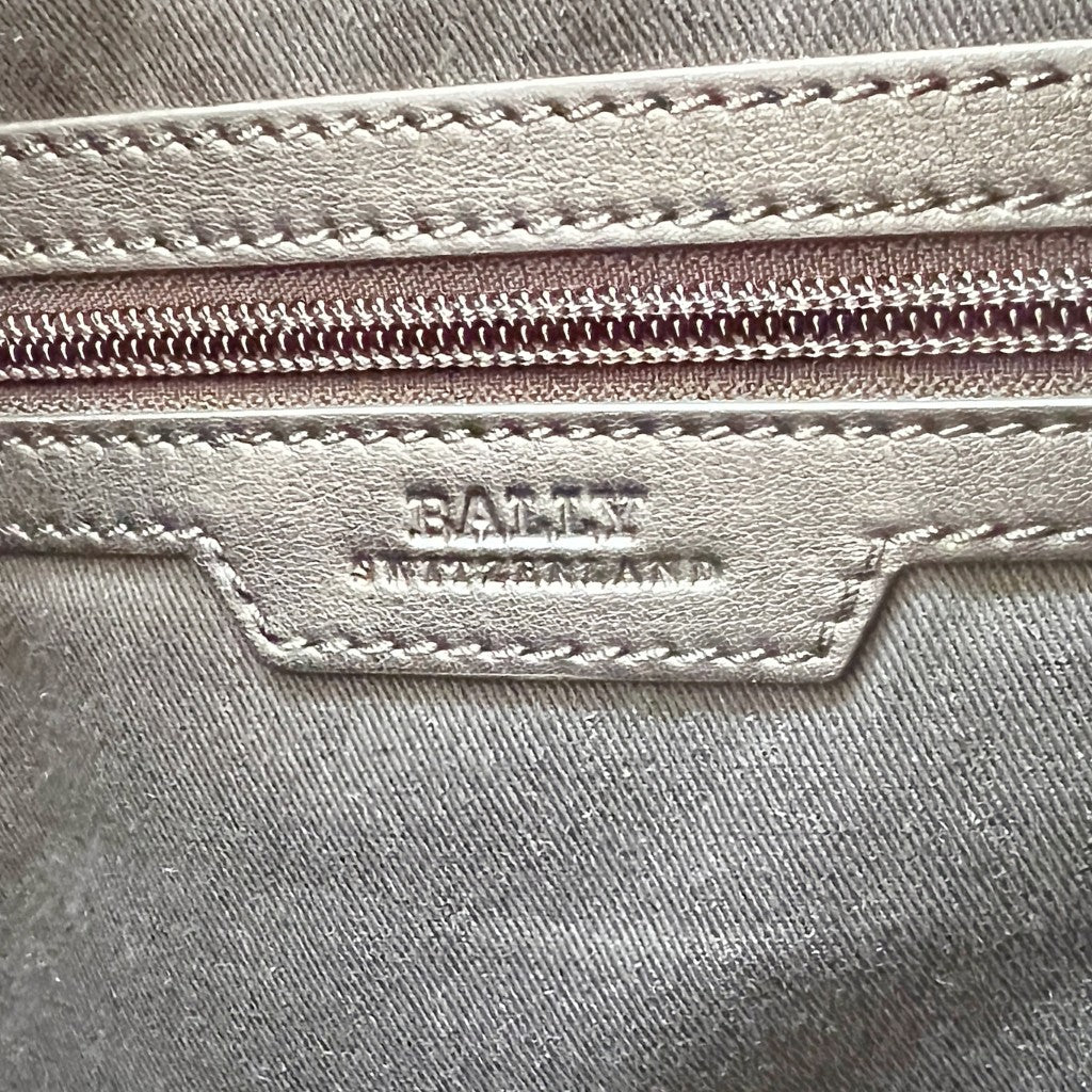 Bally Black Leather Front Detail Messenger Crossbody Shoulder Bag Like New