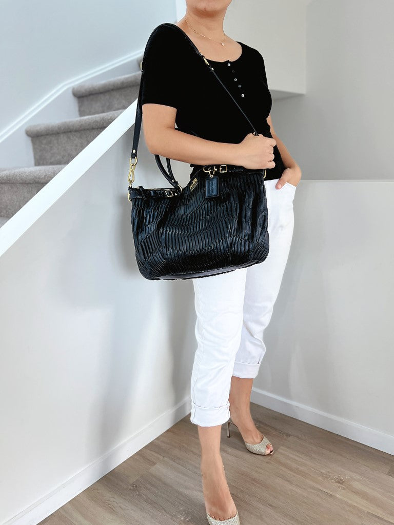 Coach Black Leather Front Buckle Detail 2 Way Shoulder Bag Excellent