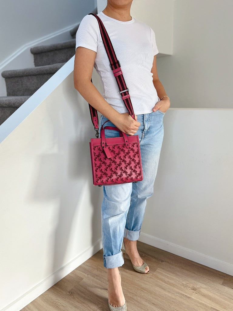 Coach Fuchsia Leather Signature Pattern Book Tote 2 Way Shoulder Bag Like New