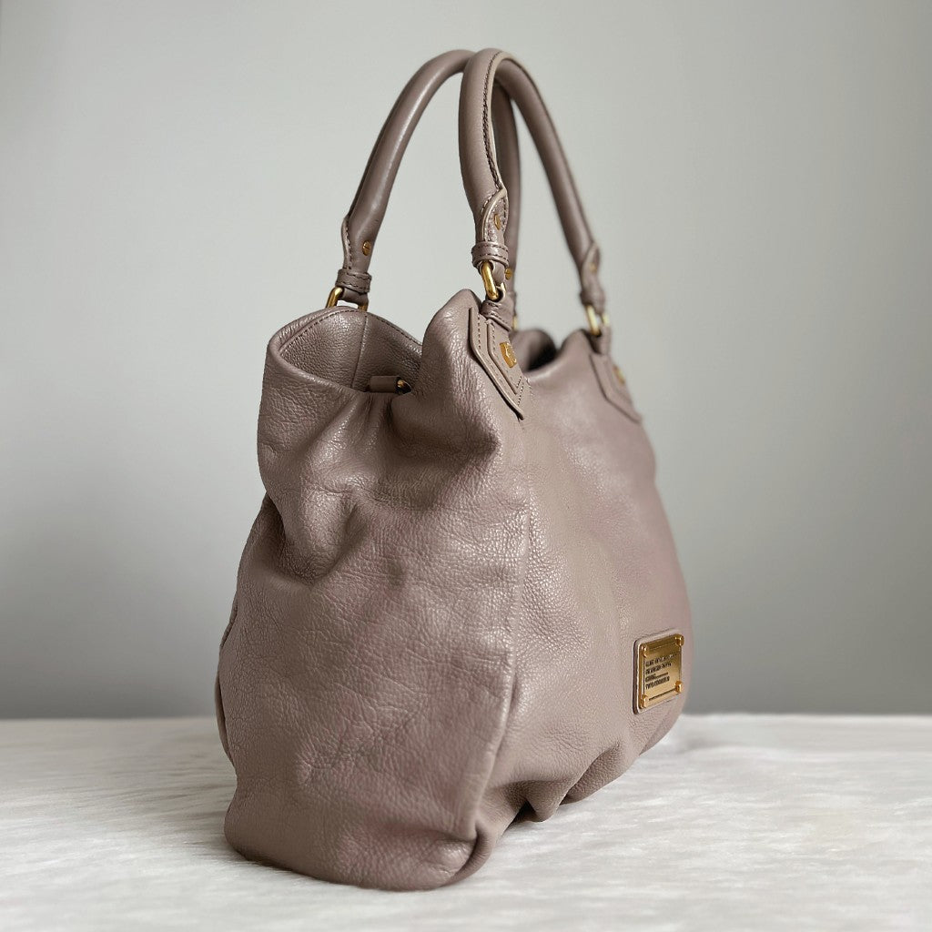 Marc Jacobs Taupe Leather Logo Detail 2 Way Shoulder Bag Like New