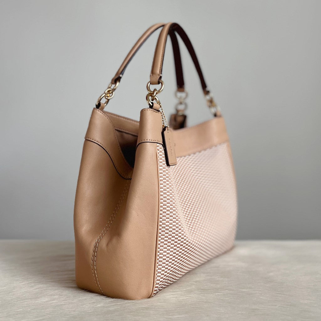 Coach Nude Leather Front Logo Patchwork 2 Way Shoulder Bag Like New