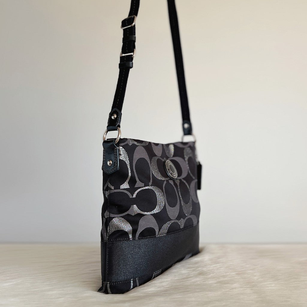 Coach Black Monogram Front Logo Crossbody Shoulder Bag Like New