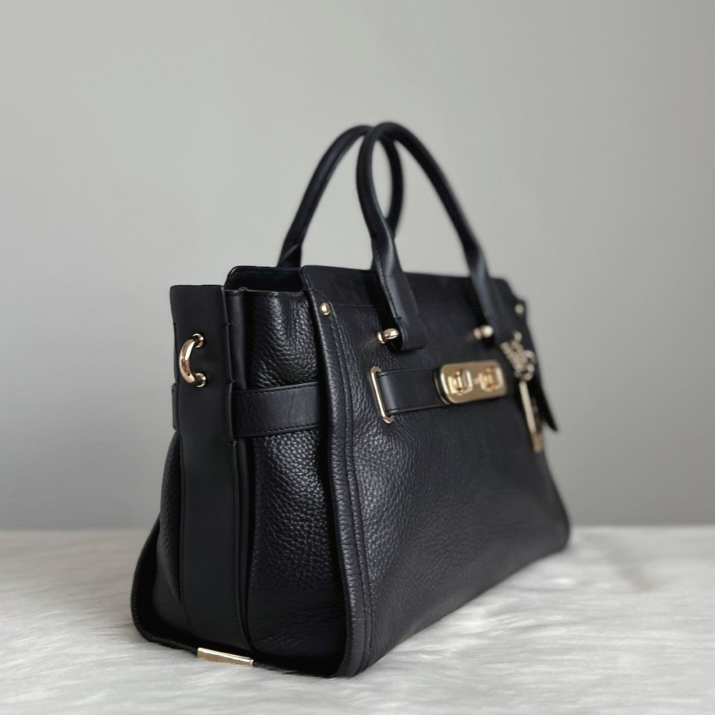 Coach Black Pebble Leather Double Turn Lock Detail 2 Way Shoulder Bag Like New