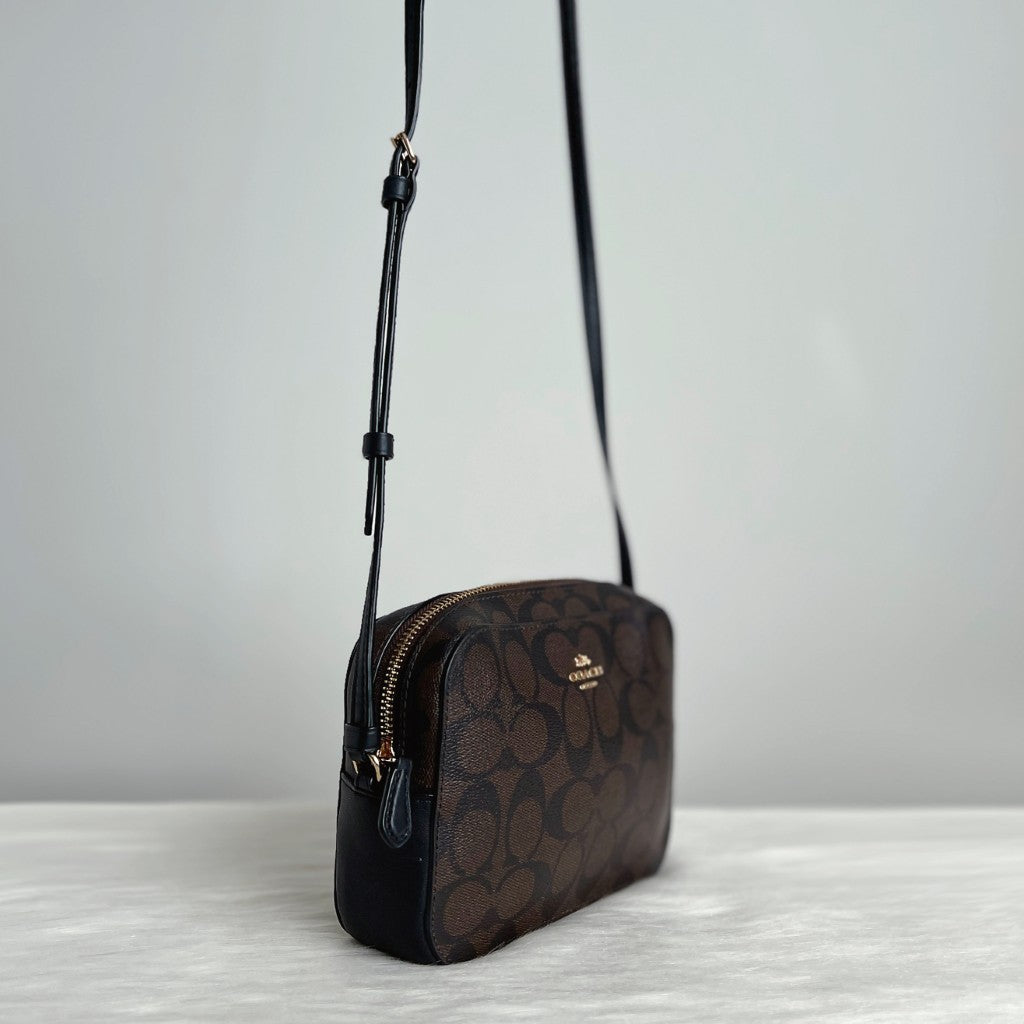 Coach Black Leather Monogram Front Logo Small Crossbody Shoulder Bag Like New