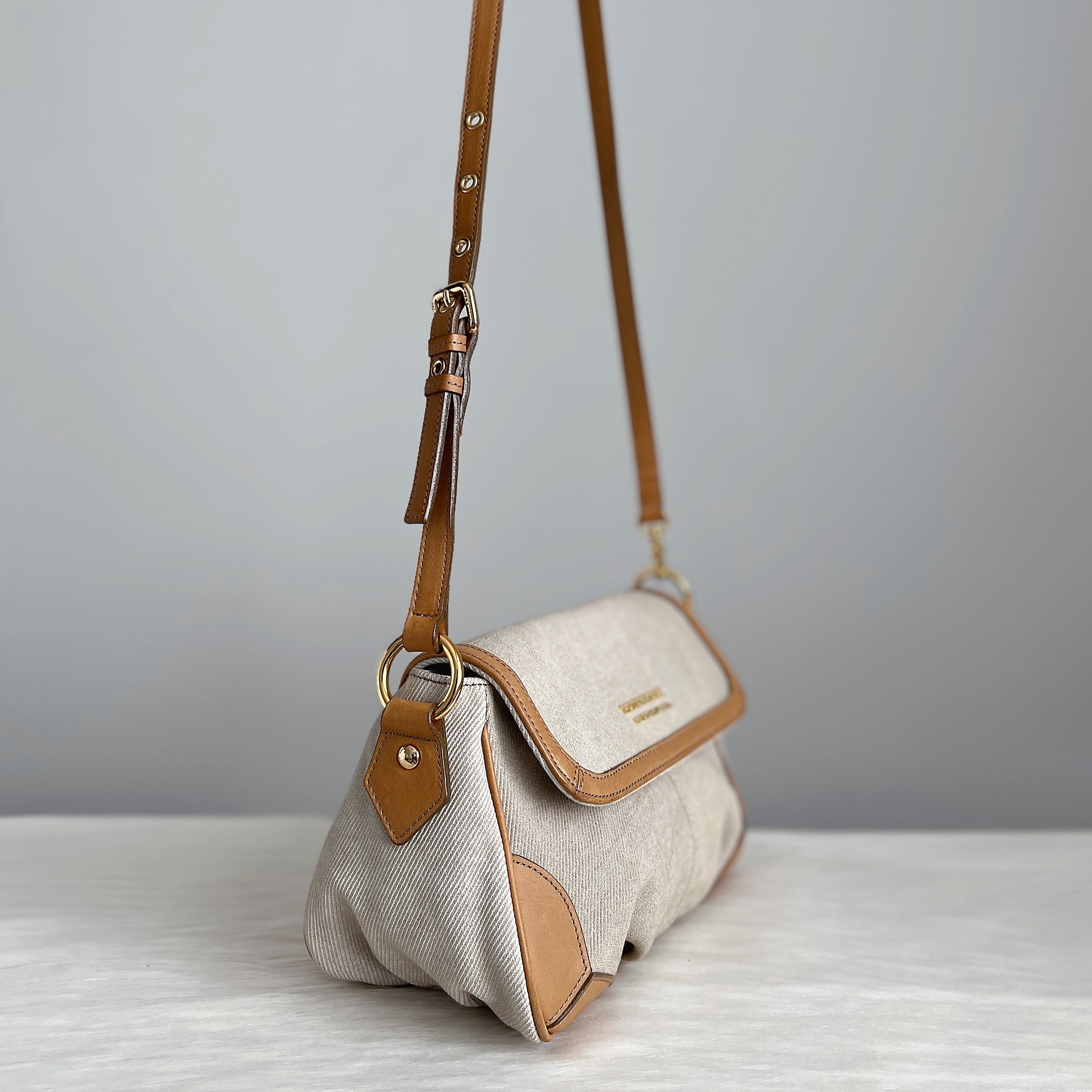Burberry Caramel Leather Front Logo Flap Crossbody Shoulder Bag Excellent