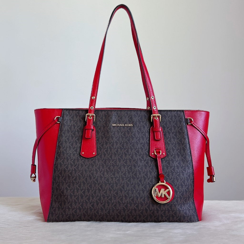 Michael Kors Red Leather Monogram Drawstring Career Shoulder Bag Excellent