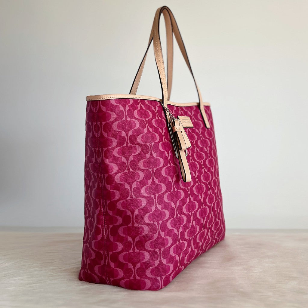 Coach Beige Leather Monogram Carryall Large Shoulder Bag Excellent