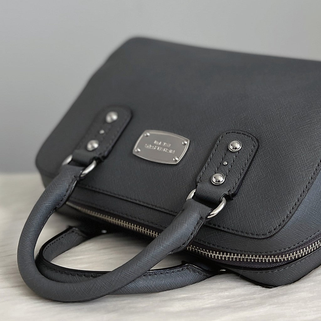 Michael Kors Grey Leather MK Charm Boston Shoulder Bag Excellent