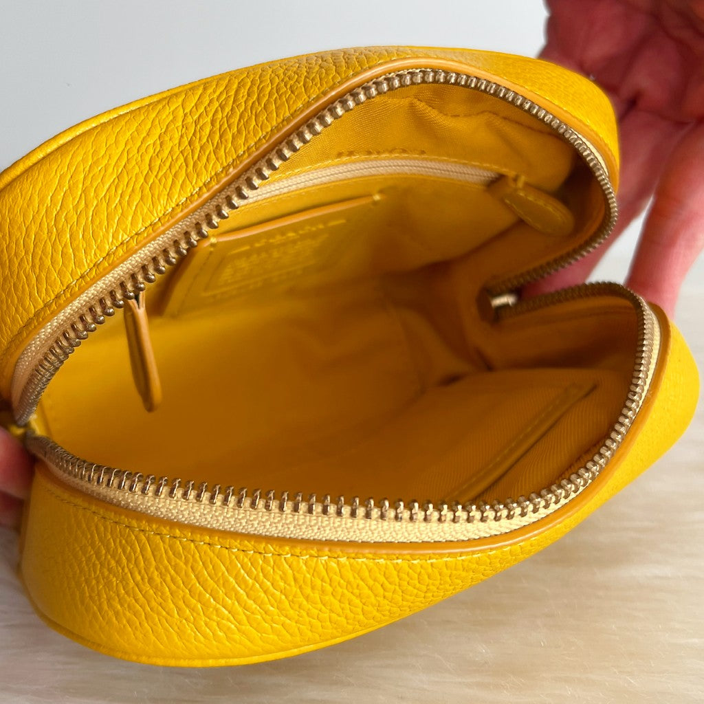 Coach Yellow Leather Front Logo Small Crossbody Shoulder Bag Like New