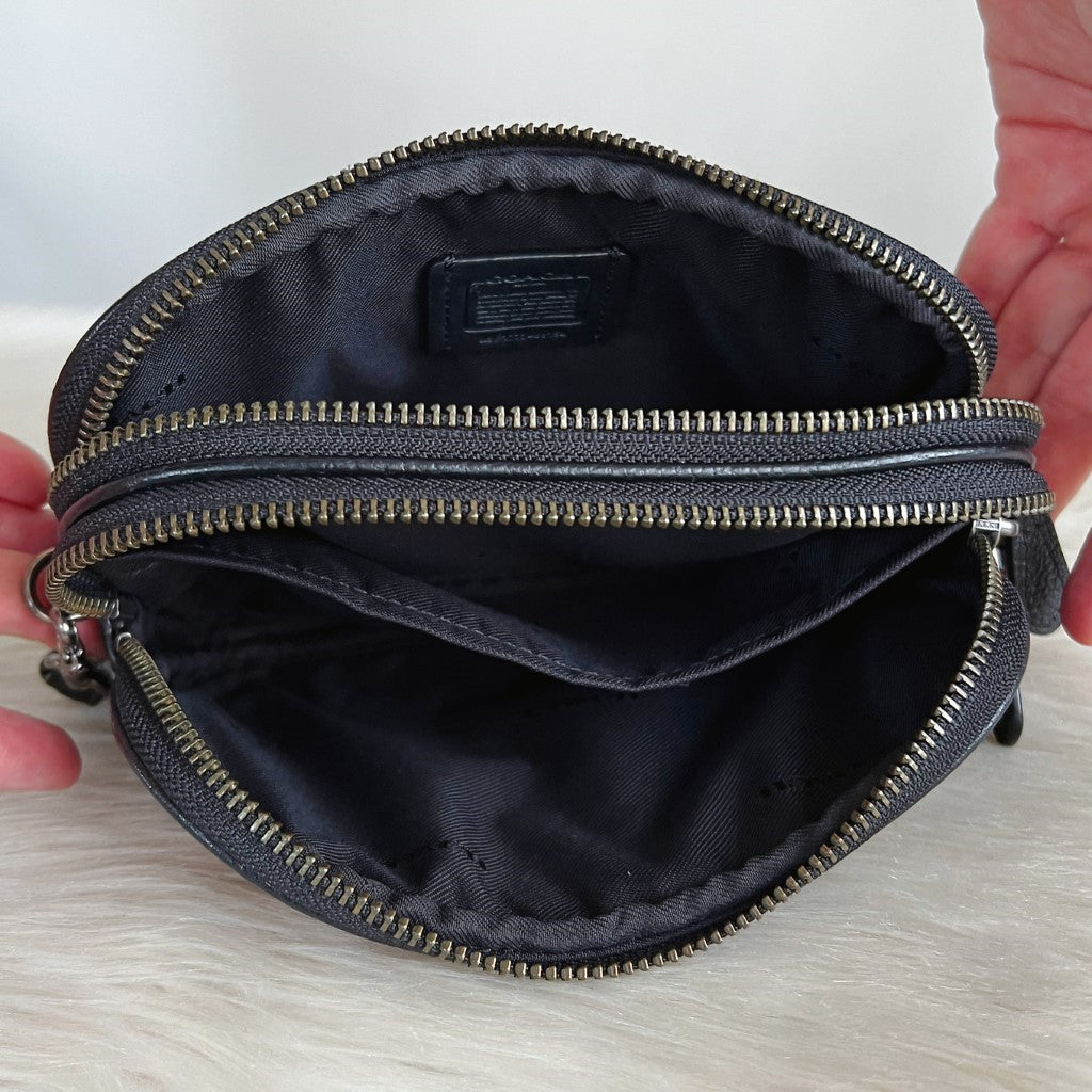 Coach Black Leather Double Compartment 2 Way Crossbody Shoulder Bag Excellent