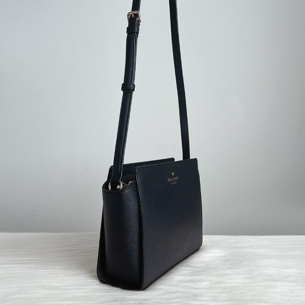 Kate Spade Black Leather Front Logo Crossbody Shoulder Bag Like New