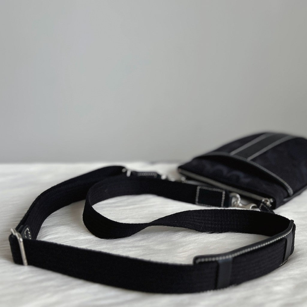 Coach Black Leather Monogram Small Crossbody Shoulder Bag Like New