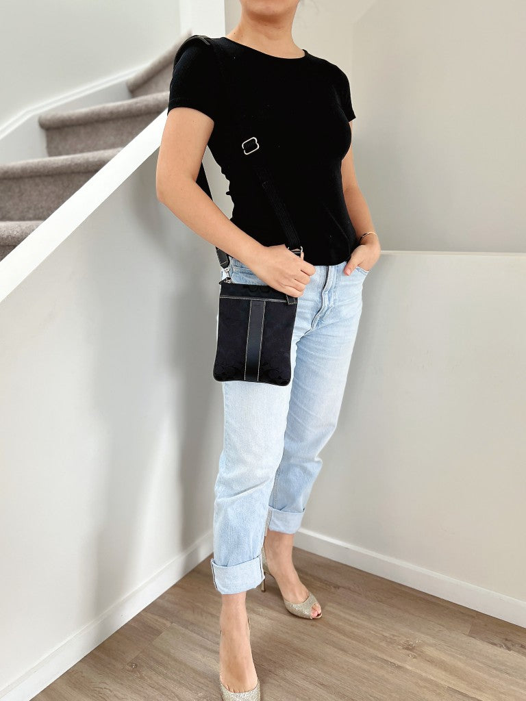 Coach Black Leather Monogram Small Crossbody Shoulder Bag Like New